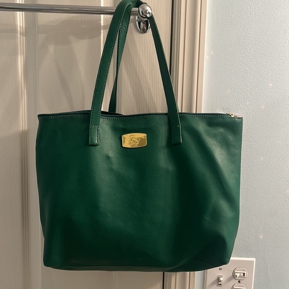 Green joy Mangano purse with removable clutch - Picture 11 of 12